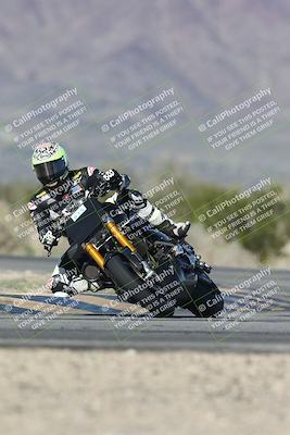 media/Jan-15-2026-Racers Edge (Thu) [[dfebeb70ab]]/2-A Group/Session 5 (Turn 5)/